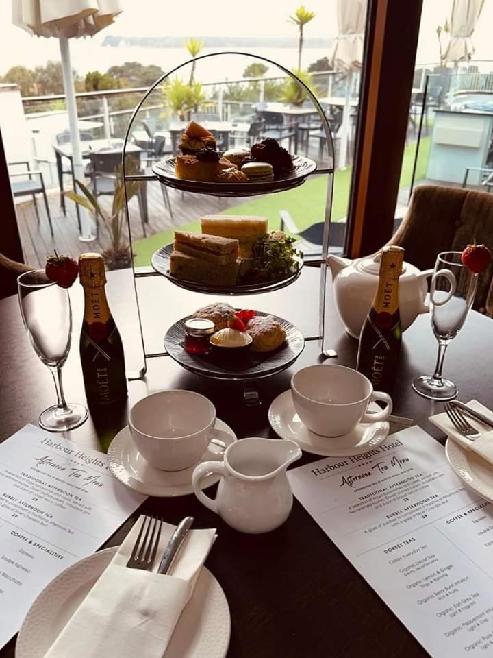 Harbour Heights Hotel Poole Bagian luar foto